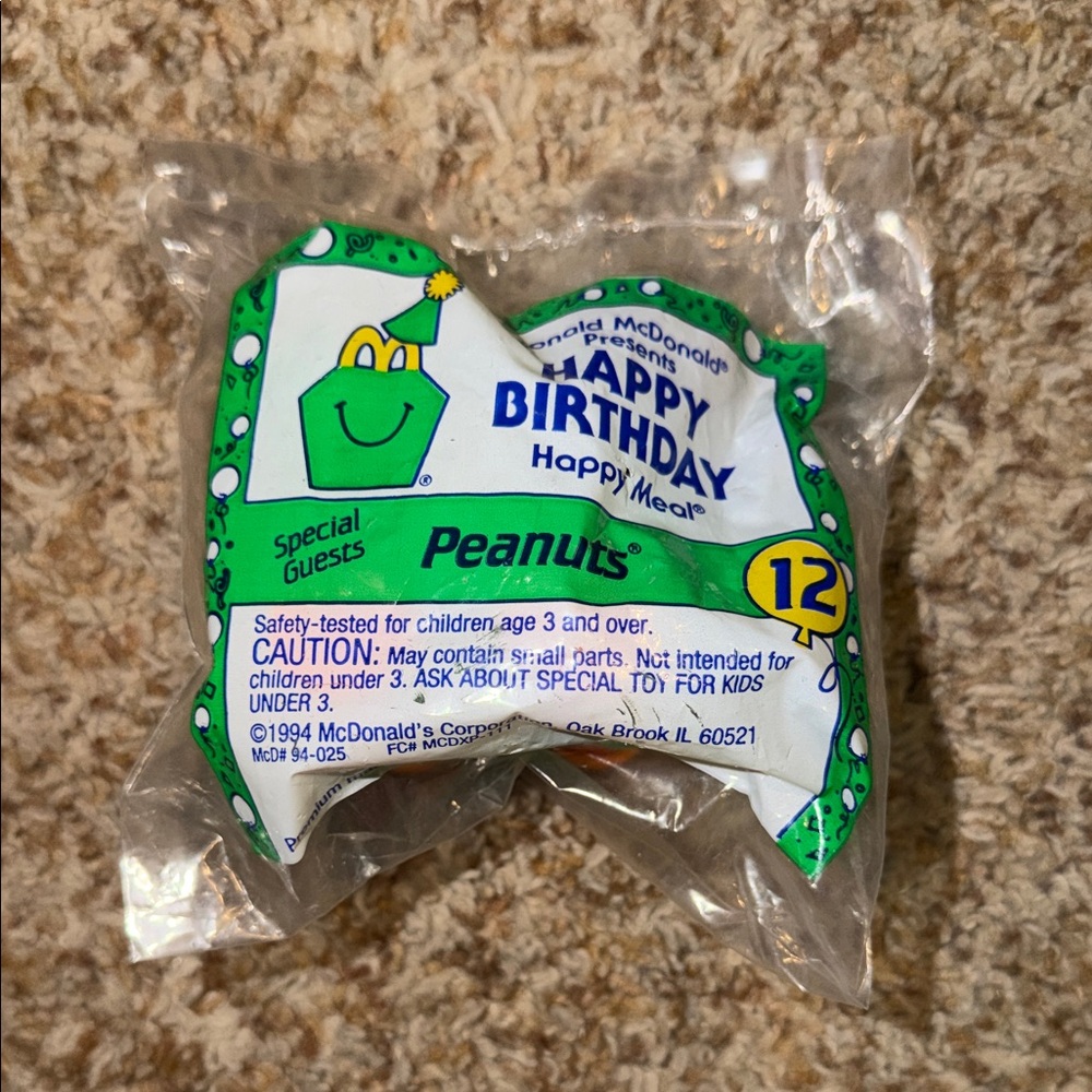 Peanuts Snoopy Ronald McDonald Presents Happy Birthday Happy Meal Train 1994
